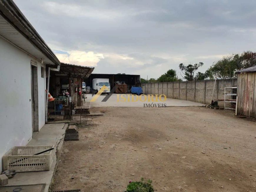 GALPÃO PARA LOCAÇÃO NO CAJURU! 1.000m² DE ÁREA TOTA, ESQUINA