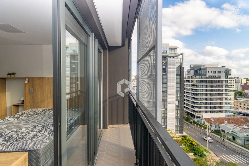 Mobiliado e decorado