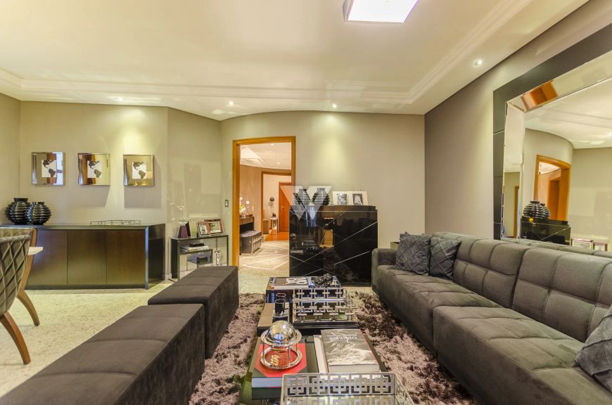 Apartamento Decorado - 150m2 - 03 dormitórios sendo 1 suíte - 03 vagas - Jardim Botânico