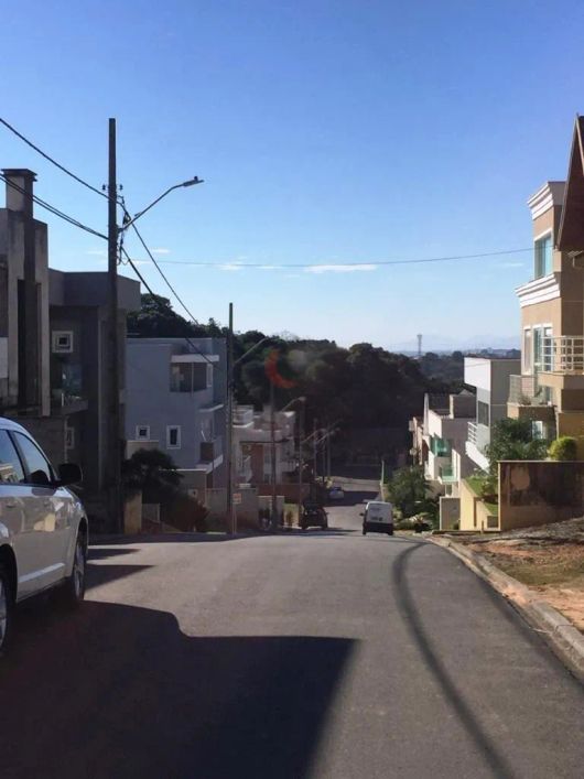 VENDE TERRENO 316,20m² | CONDOMÍNIO VILLAGGIO NATALINA | BAIRRO PILARZINHO