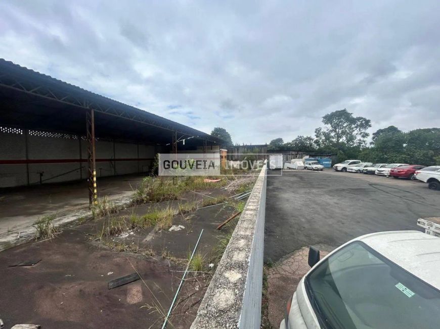 Barracão com 600 m², aluguel de R$ 10.000 + Taxas - Hauer, Curitiba (PR)
