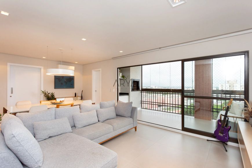 Apartamento à venda no Água Verde ARYA1