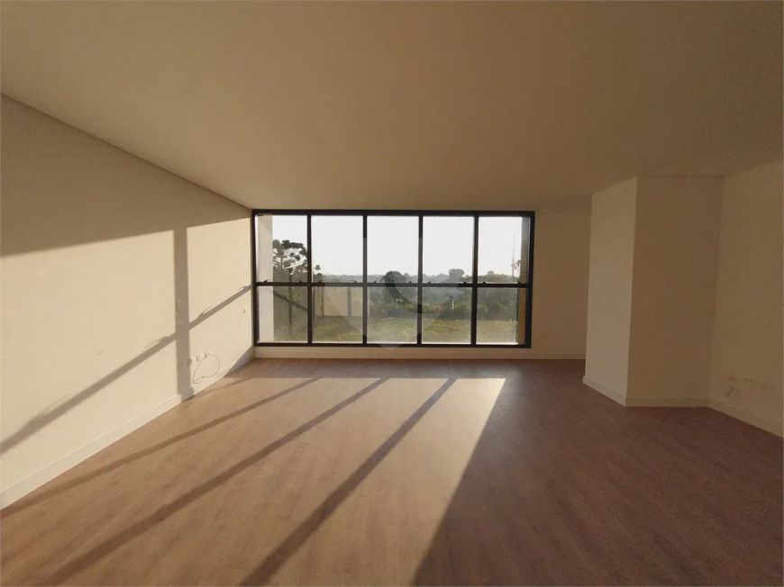 Imóvel para venda tem 185 metros quadrados com 3 quartos em Santo Inácio - Curitiba - PR