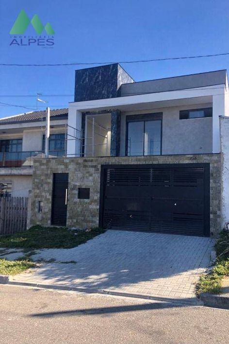 Sobrado com 3 dormitórios à venda, 143 m² por R$ 699.000,00 - Pinheirinho - Curitiba/PR