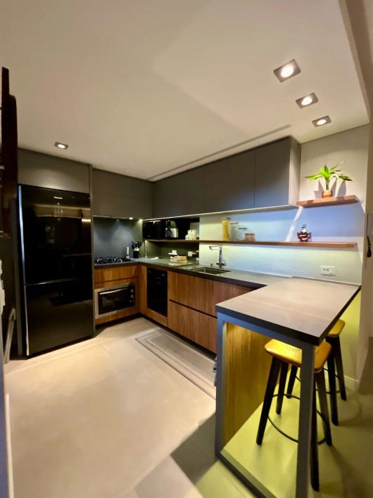 Apartamento para venda com 89 metros quadrados com 2 quartos em Cabral - Curitiba - Paraná