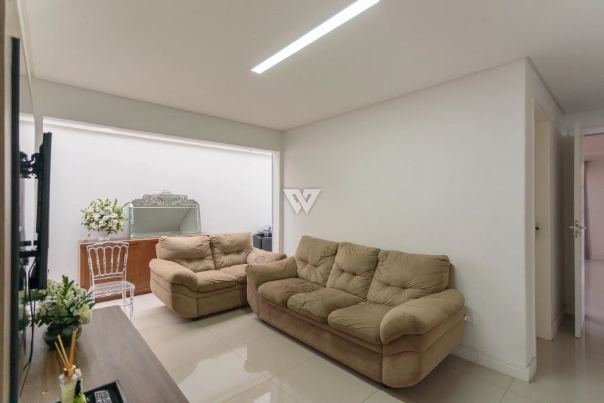 Casa no Alto da XV, residencial ou comercial, 153m, 3 qtos, 1 suite, 2 vagas, terreno153m, ZR3