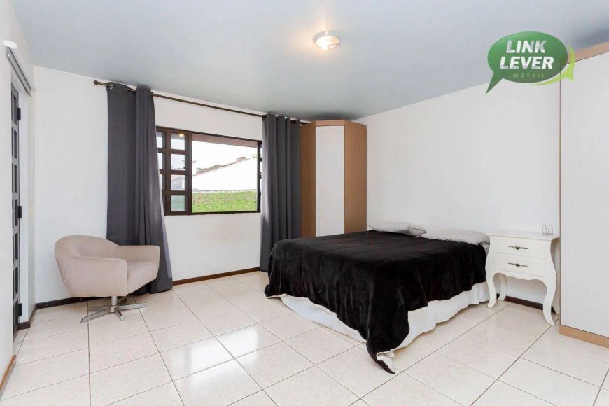 Sobrado no tingui com 3 dormitórios à venda, 201 m² por R$ 830.000 - Tingui - Curitiba/PR