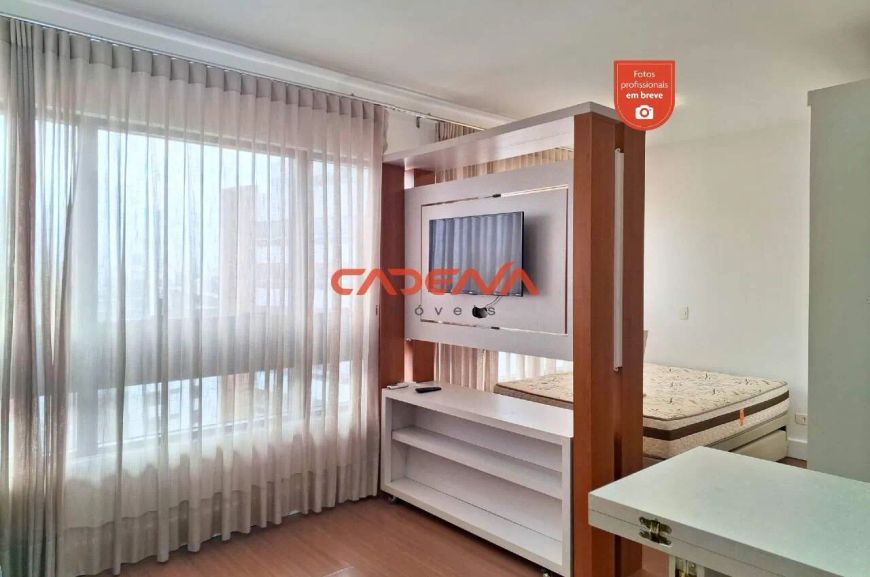 Studio com 1 quarto e 1 vaga para aluguel no Juvevê