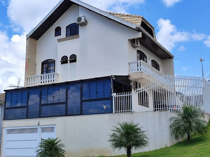 TRIPLEX BAIRRO ALTO 4 DORM/2SUITES 3 VAGAS