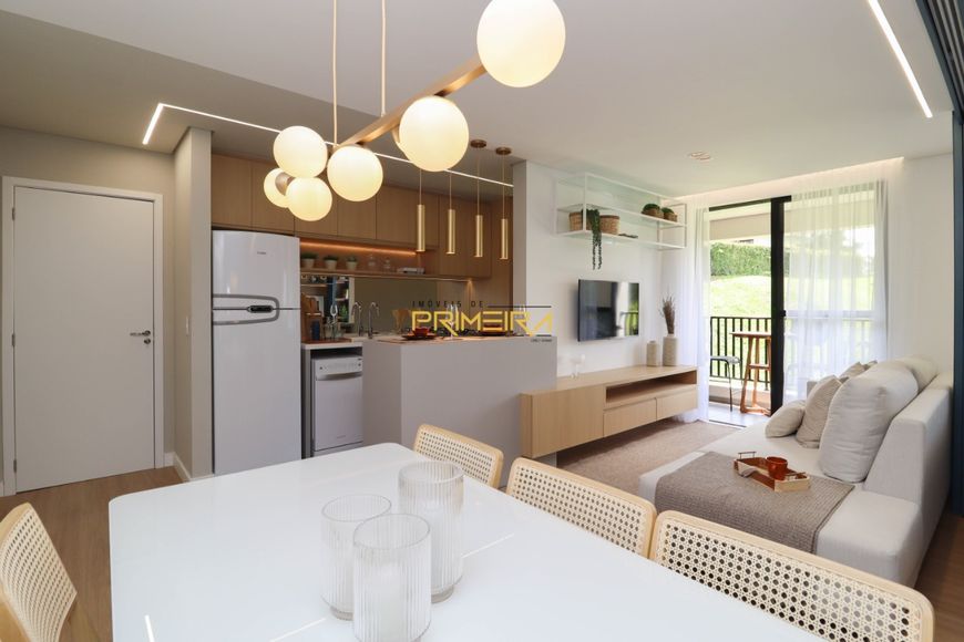 Jardim dos Manacás - 2 Quartos, 1 Suíte, Em Ótima localização, próximo ao Parque Bacacheri, Apartame