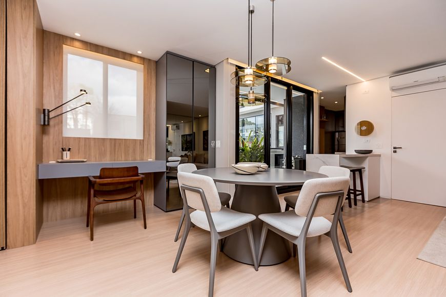 HEDGE: APARTAMENTO DECORADO NO BATEL