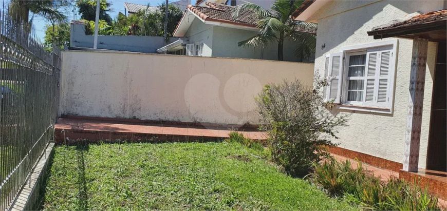 Terreno para venda tem 480 metros quadrados em Boa Vista - Curitiba - PR
