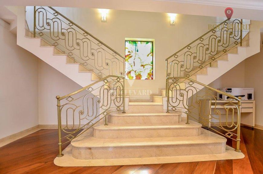 Casa com 7 dormitórios à venda, 767 m² por R$ 3.900.000 - Uberaba - Curitiba/PR