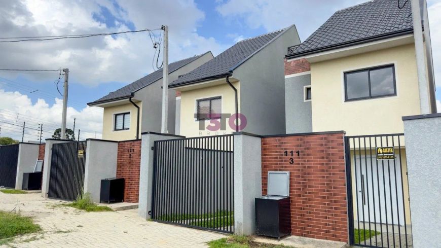 Sobrado à venda com 3 quartos sendo 1 suíte, por R$ 630.000,00 - Xaxim - Curitiba/PR