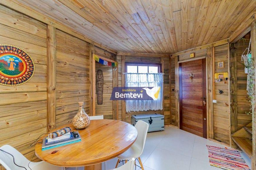 Terreno de 330m², com DUAS CASAS no Vista Alegre – Curitiba/PR