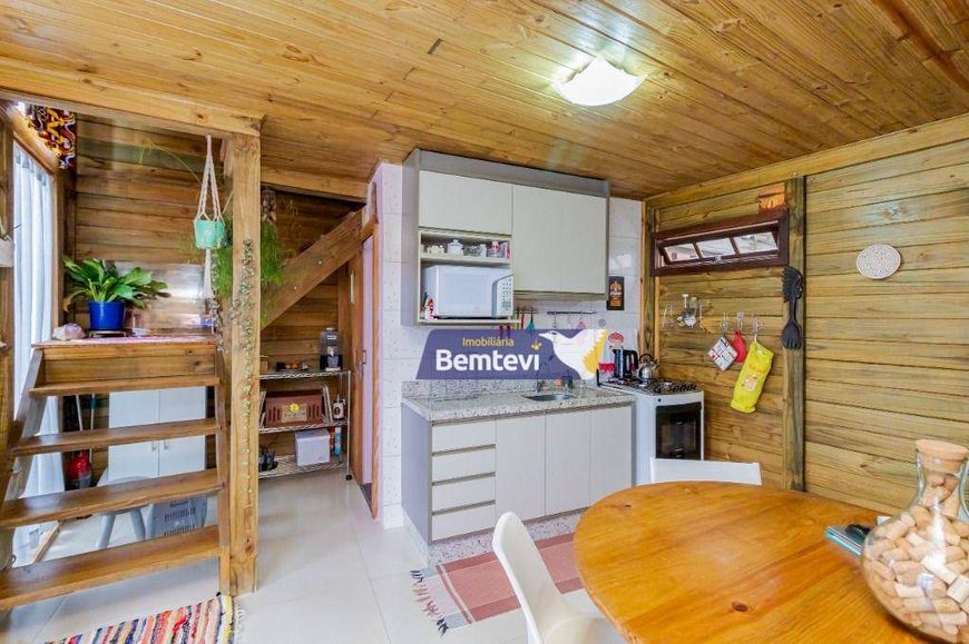 Terreno de 330m², com DUAS CASAS no Vista Alegre – Curitiba/PR