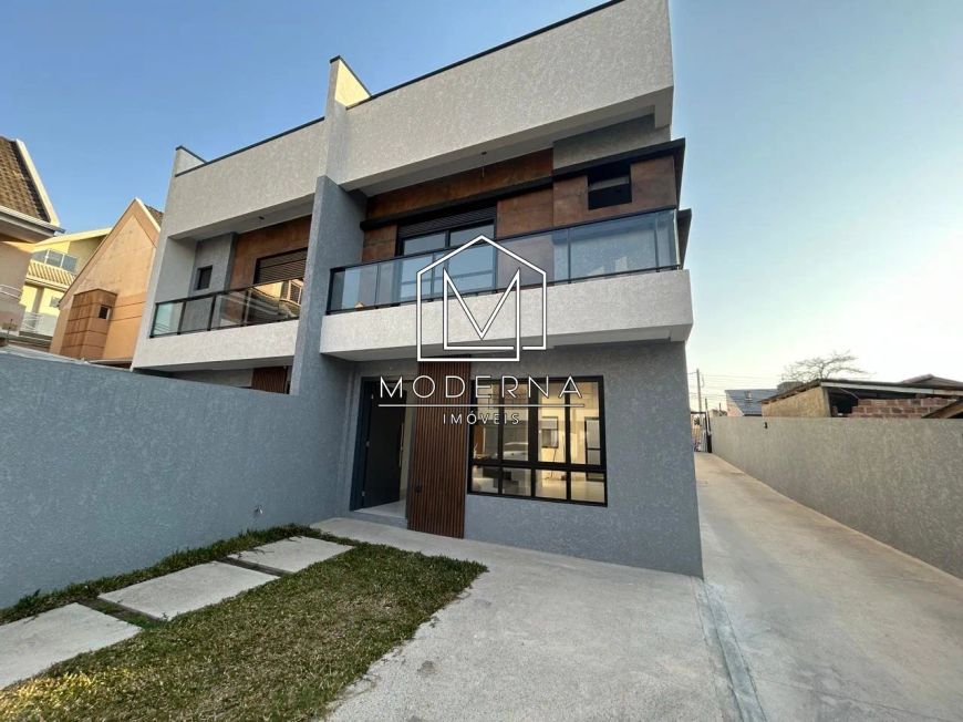SOBRADO TRIPLEX COM TERRENO