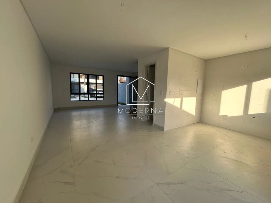 SOBRADO TRIPLEX COM TERRENO