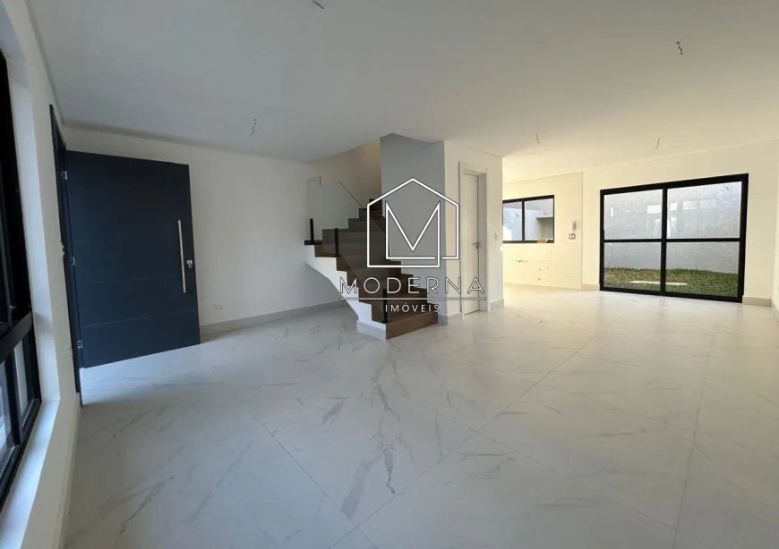 SOBRADO TRIPLEX COM TERRENO