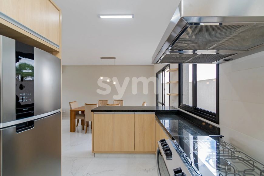 Triplex semi mobiliado no Hugo Lange