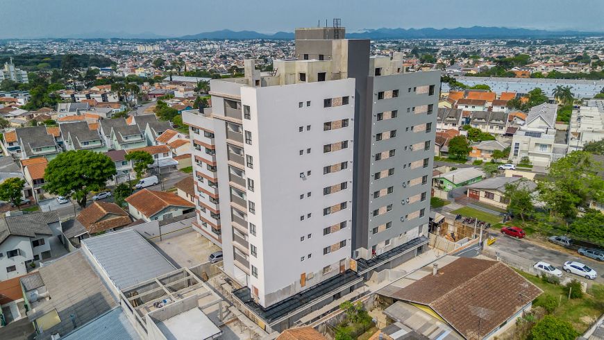 COBERTURA com 2 dormitórios à venda com 150.32m² por R$ 823.000,00 no bairro Cajuru - CURITIBA / PR