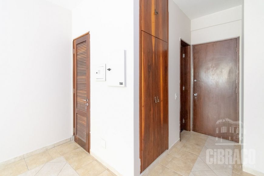 Conjunto Comercial no Centro, de 34,02m² - Ed. Arnaldo Thá