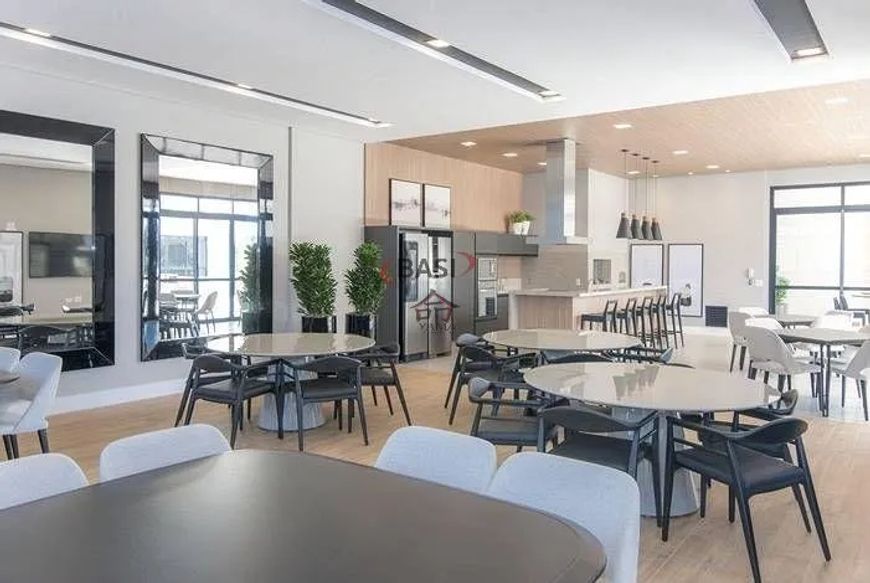 3 dormitórios, 2 vagas, apartamento novo no Ecoville