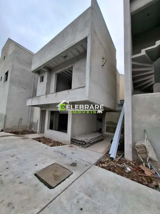 SOBRADO NOVO UBERABA,03 QTS,SUÍTE,SACADA,CHURRASQ.,GAR. COBERTA