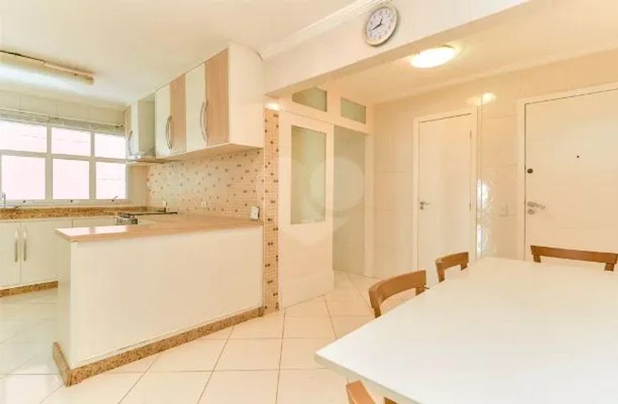 Apartamento com 4 quartos e 182m² em Batel, Centro, Rebouças - Curitiba - PR