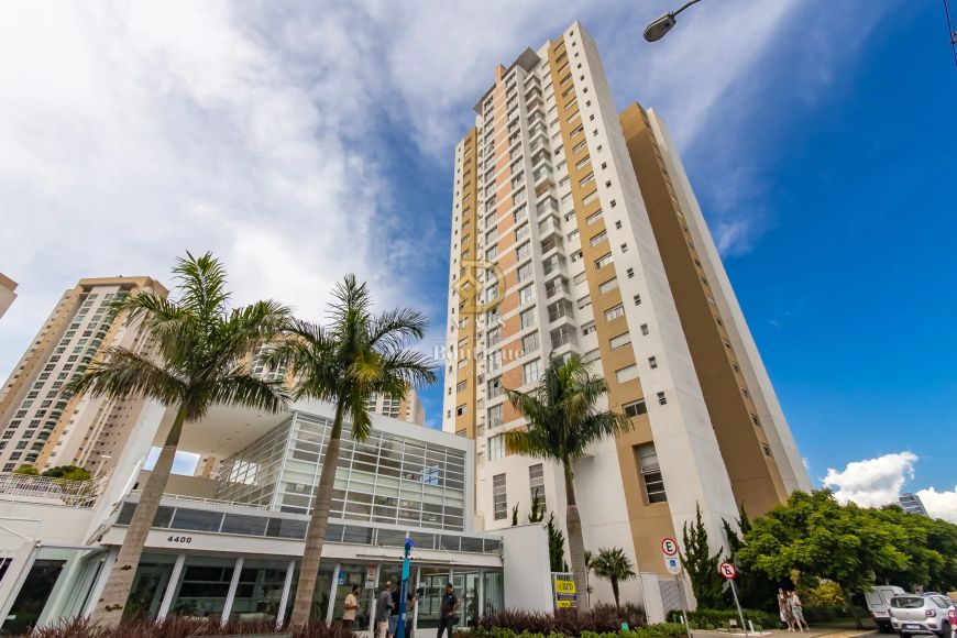 APARTAMENTO SEMIMOBILIADO COM 2 QUARTOS NO PARQUE ECOVILLE, COM VISTA LIVRE