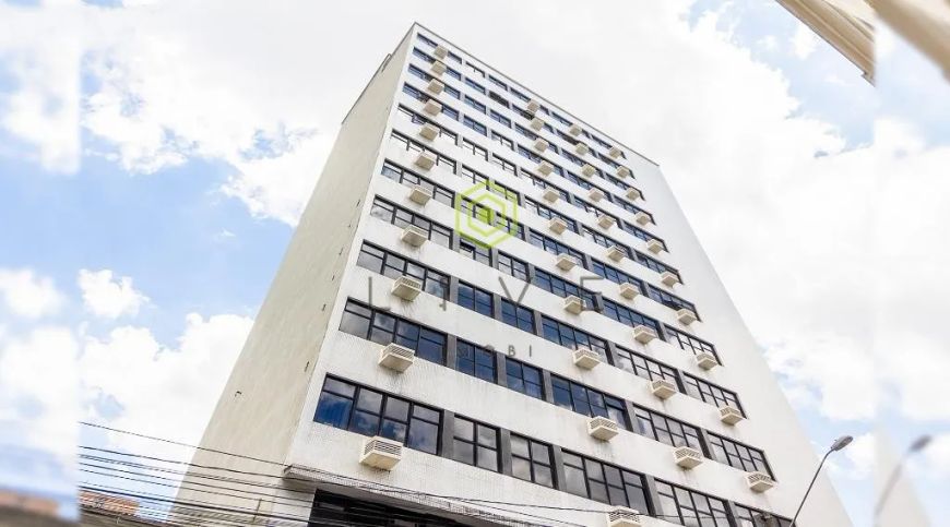 Sala Comercial à venda com 33 m² de área útil no Centro!
