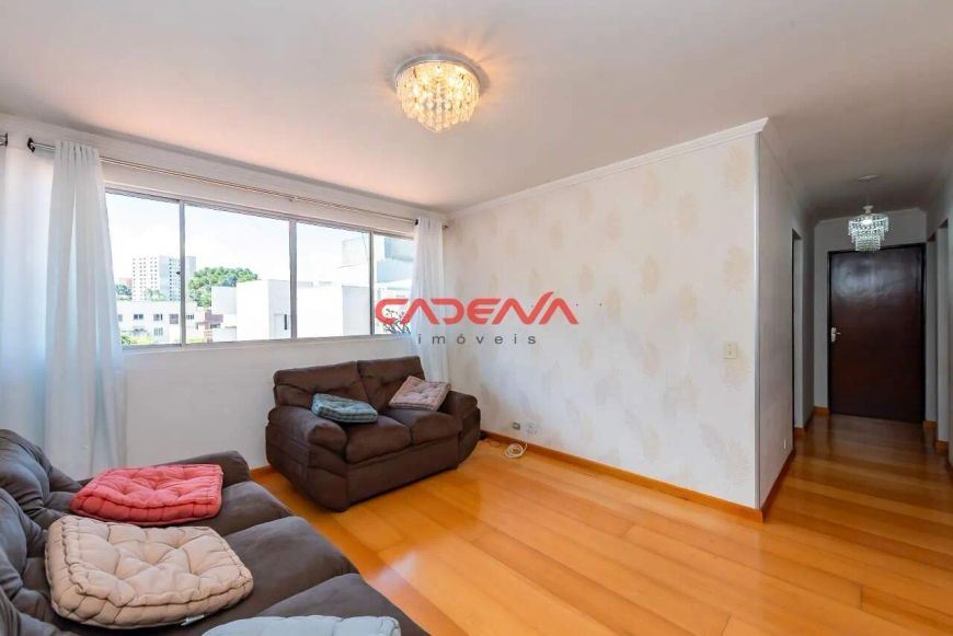 Apartamento com 3 quartos e 1 vaga para aluguel no Capão Raso