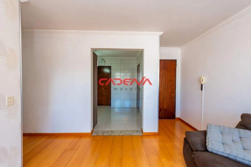 Apartamento com 3 quartos e 1 vaga para aluguel no Capão Raso