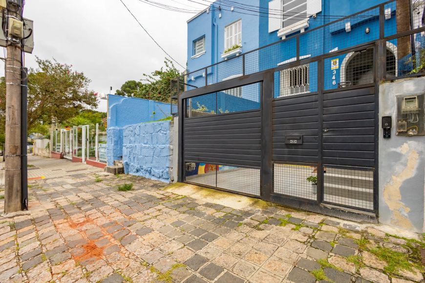 Sala Comercial Nova nas Mercês | 14 Estações, Reunião, Internet, Climatização e Ótima localização