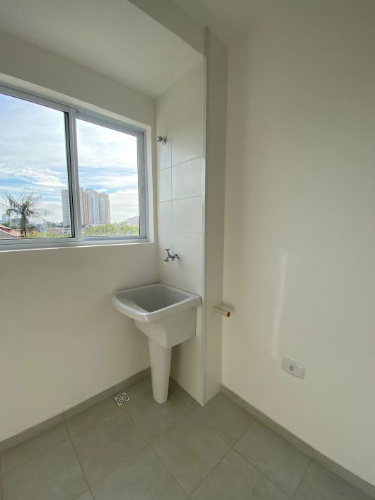 Apartamento para venda possui 42 m² com 2 quartos e 1 vaga em Capão Raso