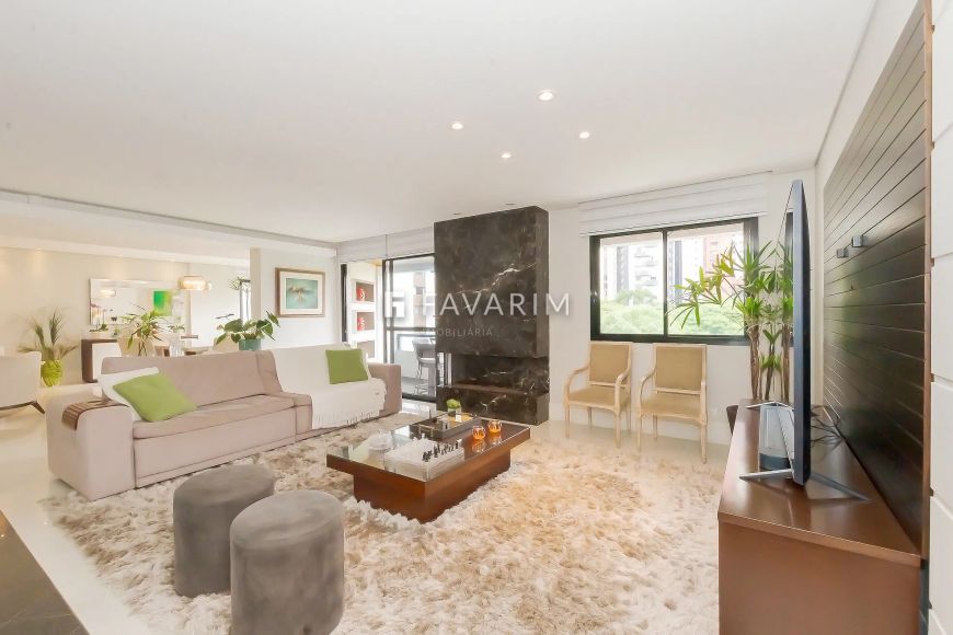 APARTAMENTO com 3 dormitórios à venda com 260m² por R$ 2.400.000,00 no bairro Água Verde - CURITIBA