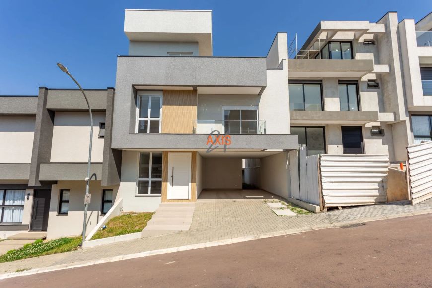 Casa de 3 Suítes no Condomínio Alto Boulevard