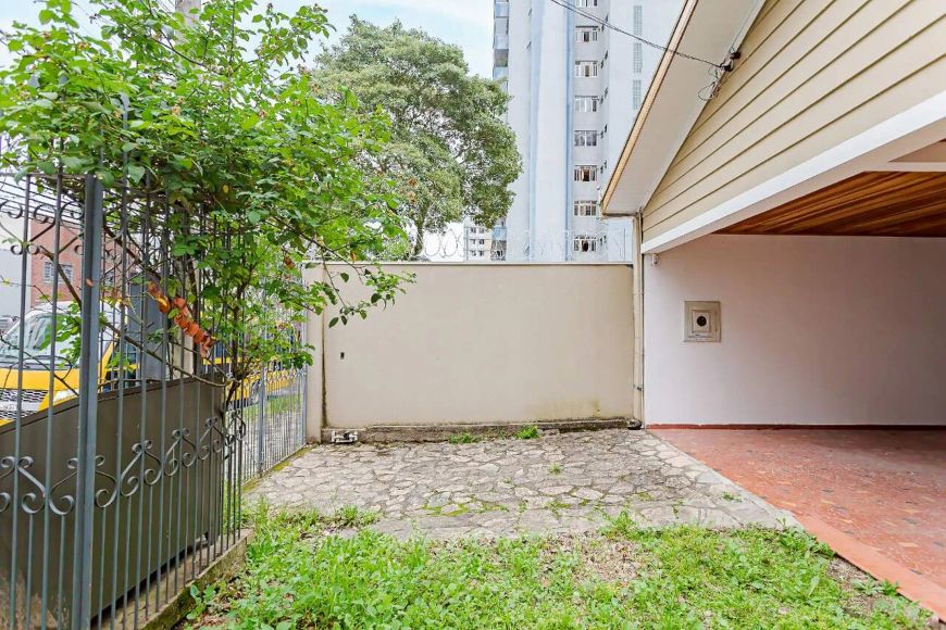 Casa Comercial para aluguel, 5 quartos, 2 vagas, Juvevê - Curitiba/PR