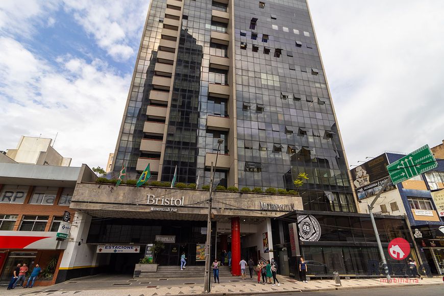 CONJUNTO COMERCIAL COM ÁREA TOTAL 109,52m² - CENTRO - REF 5638-RAZÃO