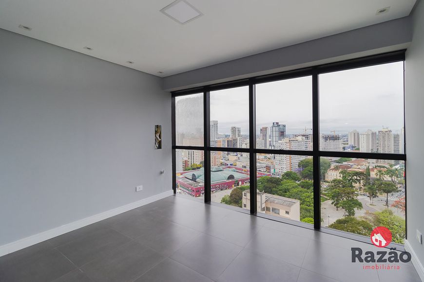 CONJUNTO COMERCIAL COM ÁREA TOTAL 109,52m² - CENTRO - REF 5638-RAZÃO