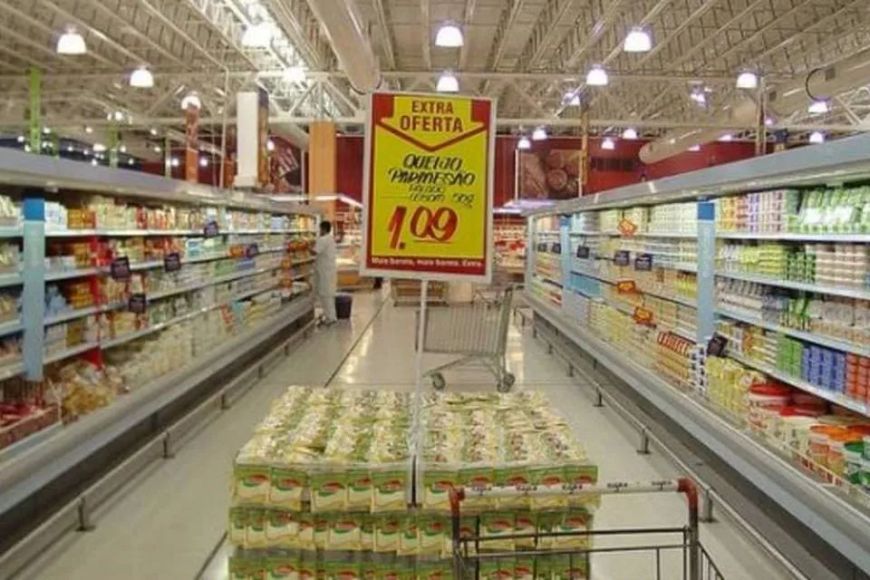 Dois supermercado de grande porte, venda de business na ativa com funcionários e lucrativo, à venda