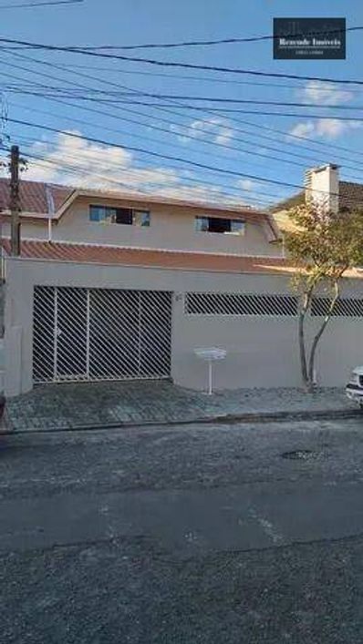 C-CA1058 Casa com Ático - Jardim das Américas - 5 Quartos