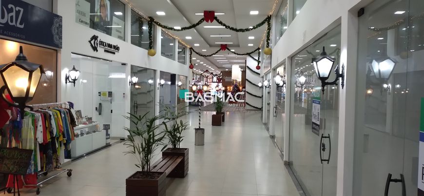CONJUNTO/SALA COMERCIAL à venda com 73m² por R$ 380.000,00 no bairro Centro - CURITIBA / PR
