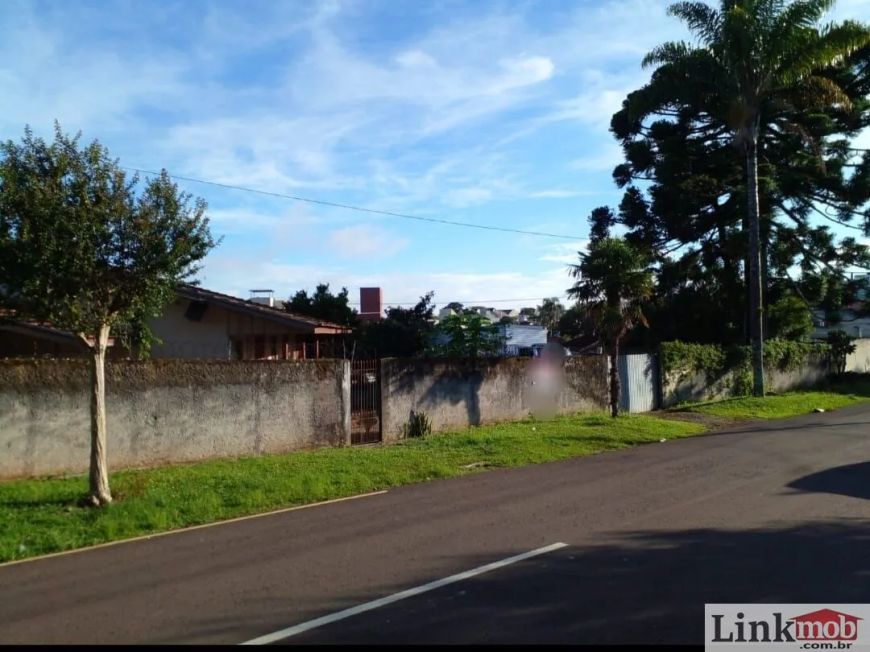 Terreno ZR3 com 506,92m² no Bairro do Portão