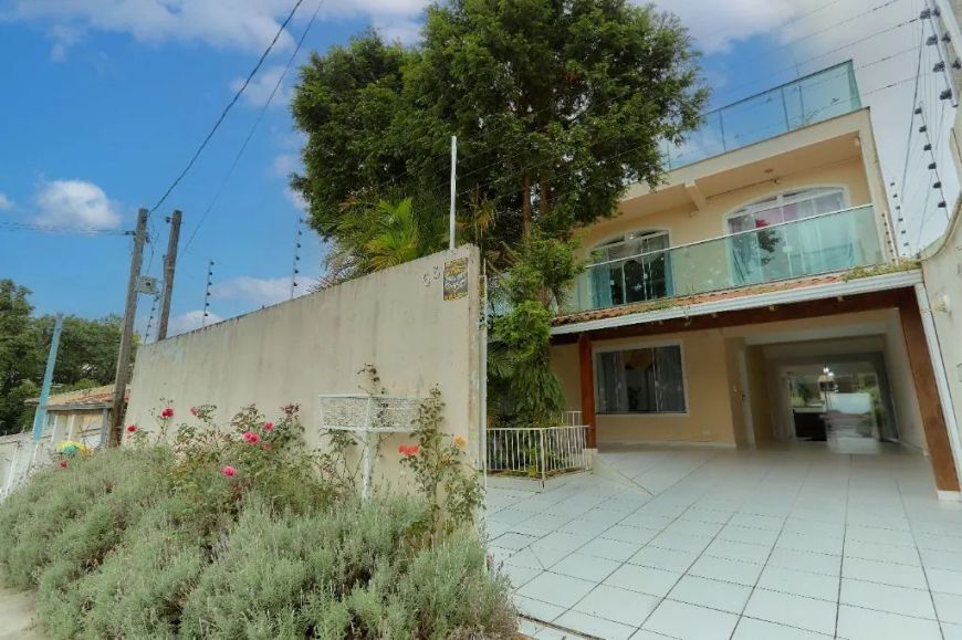 Sobrado com 3 dormitórios à venda, 330 m² por R$ 1.200.000,00 - Alto Boqueirão - Curitiba/PR