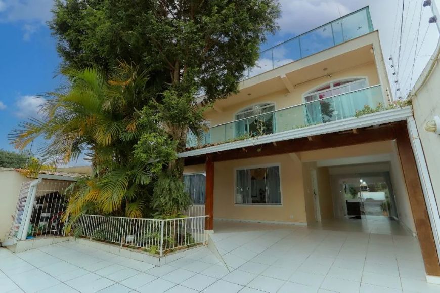 Sobrado com 3 dormitórios à venda, 330 m² por R$ 1.200.000,00 - Alto Boqueirão - Curitiba/PR