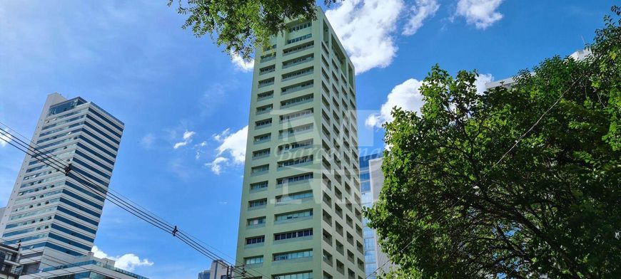 CJTO COMERCIAL BATEL CENTRO BELA VISTA ANDAR ALTO PORTARIA 24 HORAS PRÓXIMO AO SHOPPING CRYSTAL E CU