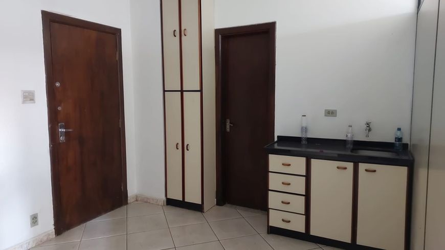 Sala à venda por R$ 220.000,00 - Centro - Curitiba/PR