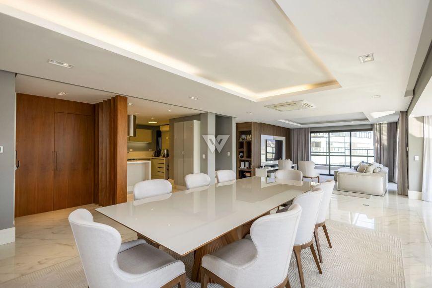 Ed. Wizz Iguaçu - Cobertura 308m² priv - 4 dormitórios sendo 2 suítes - 4 vagas privativas - depósit
