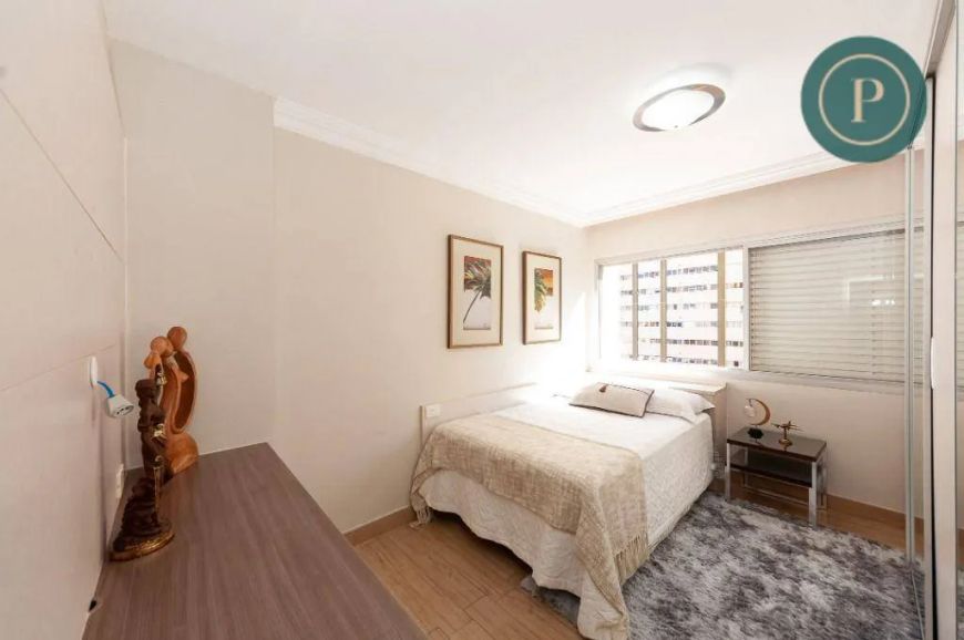 Apartamento com 3 dormitórios no Bigorrilho